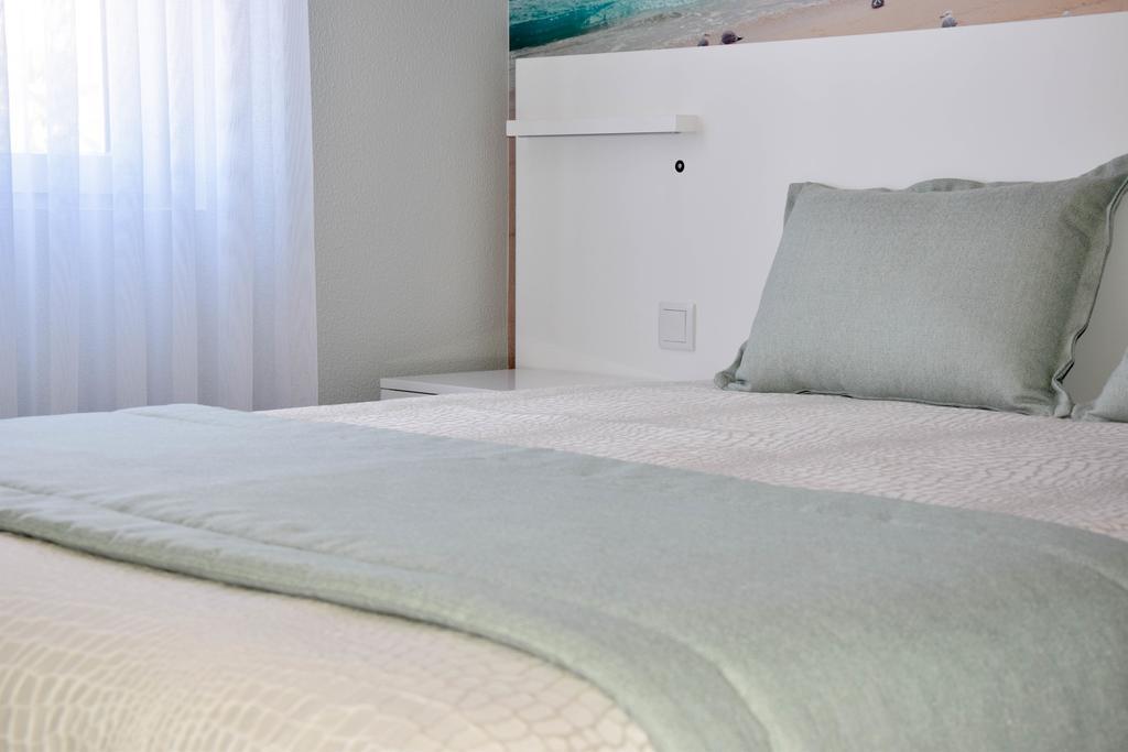 Golden Beach Guest House & Rooftop Bar فارو المظهر الخارجي الصورة