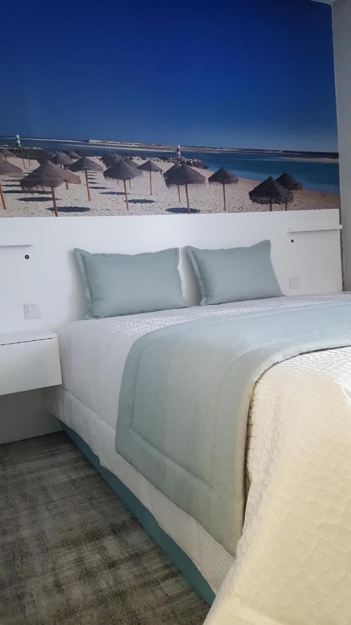 Golden Beach Guest House & Rooftop Bar فارو المظهر الخارجي الصورة