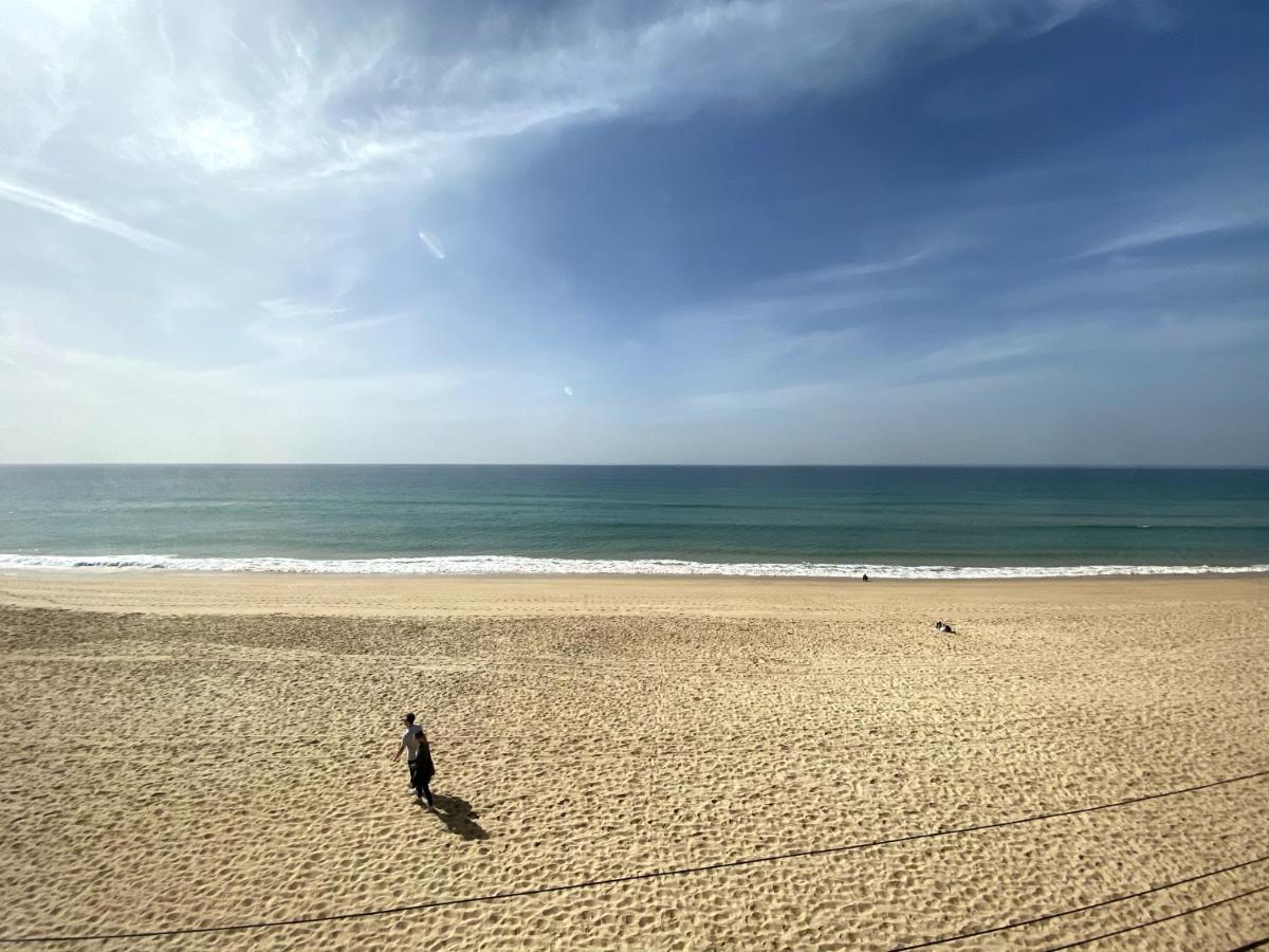 Golden Beach Guest House & Rooftop Bar فارو المظهر الخارجي الصورة