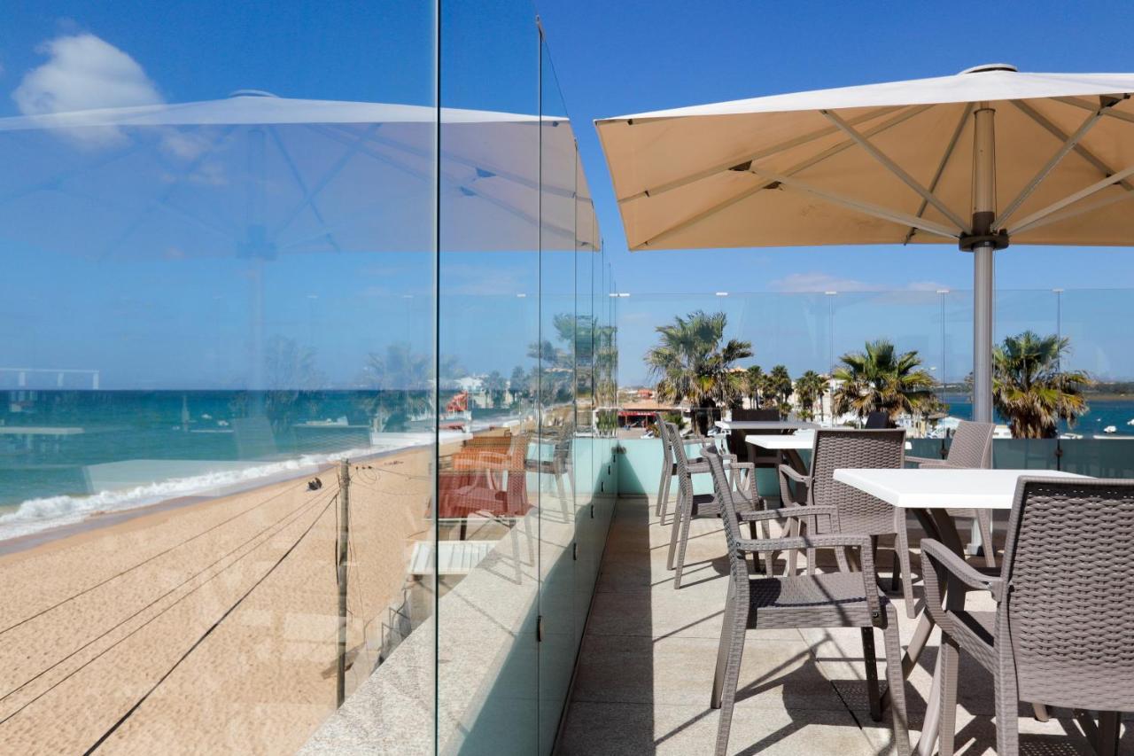 Golden Beach Guest House & Rooftop Bar فارو المظهر الخارجي الصورة