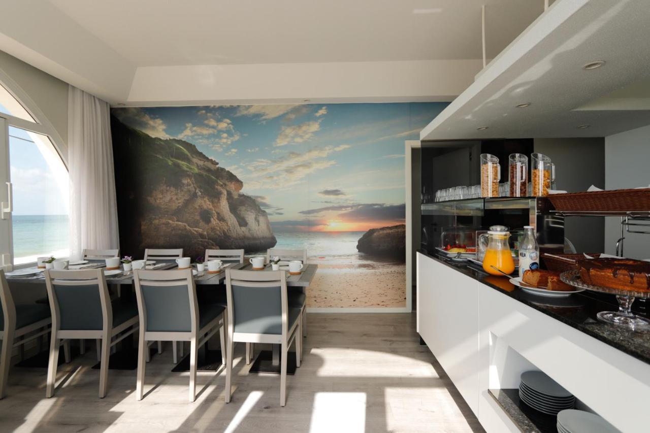 Golden Beach Guest House & Rooftop Bar فارو المظهر الخارجي الصورة
